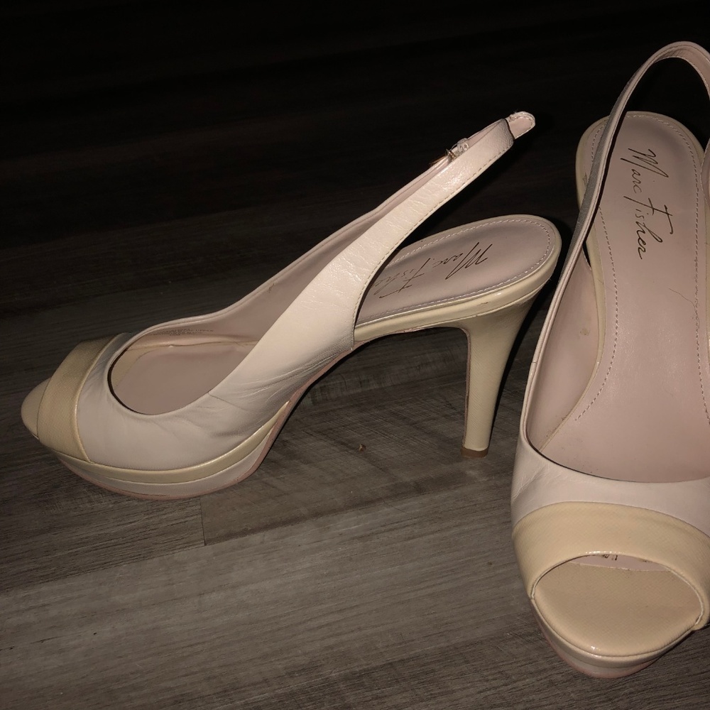 Marc Fisher ~ Melissa Platform Heel ~ Leather Peep - Picture 2 of 5